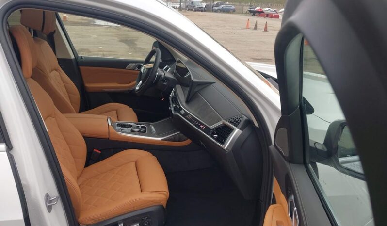 
								2026 BMW X7 full									