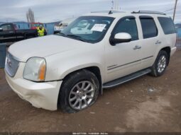 
										2012 Gmc Yukon full									