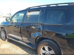 
										2015 Toyota Land cruiser full									