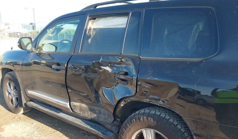 
								2015 Toyota Land cruiser full									