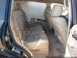 
										2015 Toyota Land cruiser full									