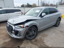 
										2021 Audi Q5 full									