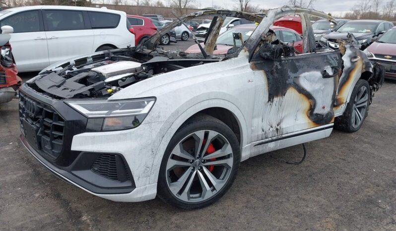 
								2021 Audi Q8 full									