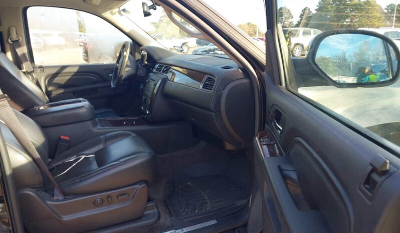 
								2013 Gmc Yukon full									