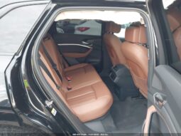
										2024 Audi Q8 full									
