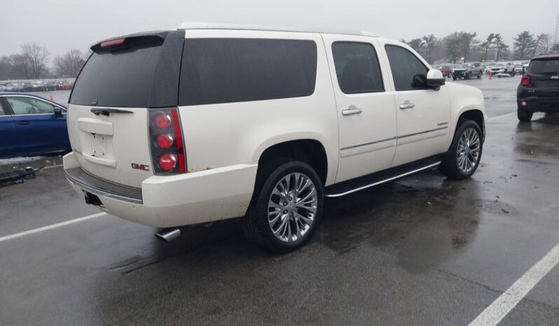 
								2013 Gmc Yukon full									