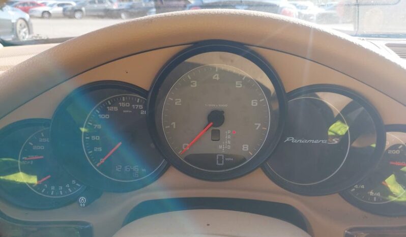 
								2012 Porsche Panamera full									