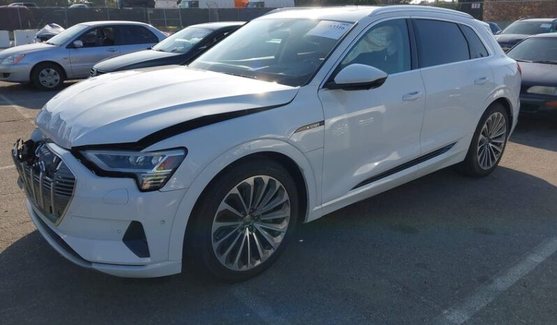 
								2019 Audi E-tron full									