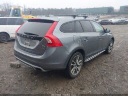 
										2017 Volvo V60 cross country full									