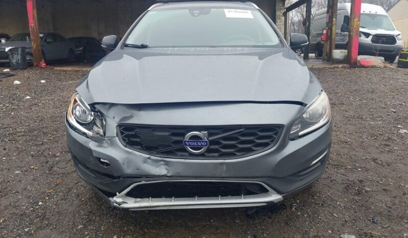
								2017 Volvo V60 cross country full									
