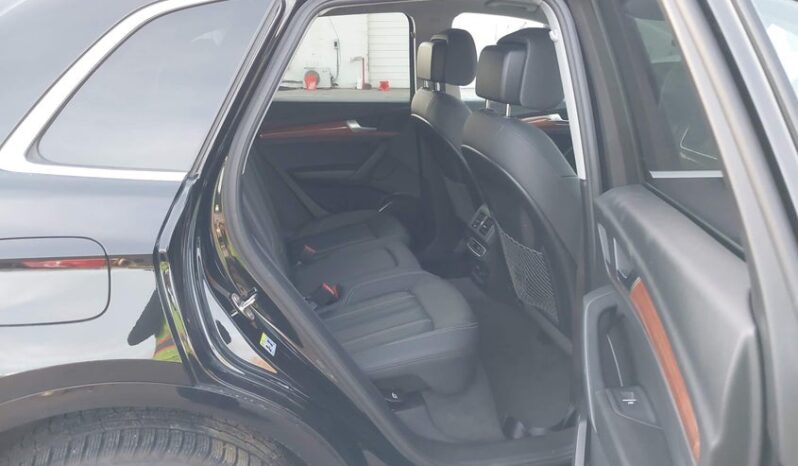 
								2022 Audi Q5 full									