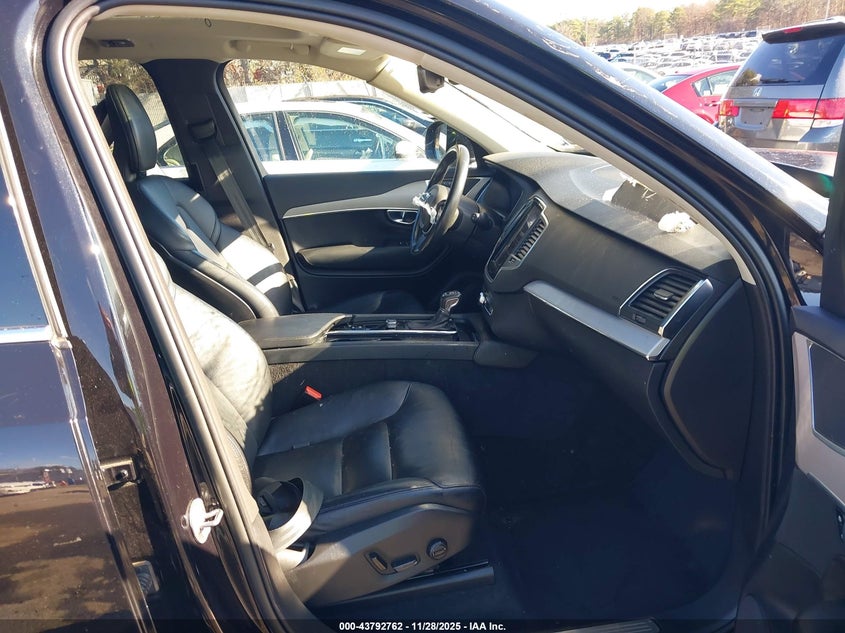 2022 Volvo Xc90
