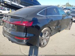 
										2024 Audi Q8 full									