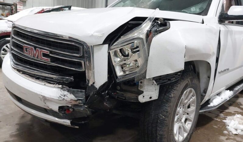 
								2019 Gmc Yukon full									