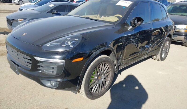 
								2017 Porsche Cayenne full									