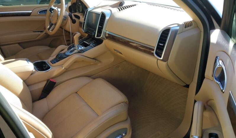 
								2017 Porsche Cayenne full									