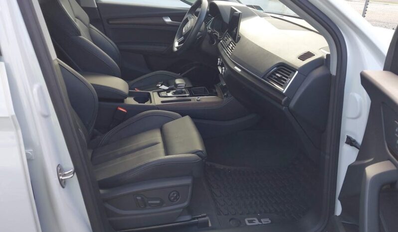 
								2024 Audi Q5 full									