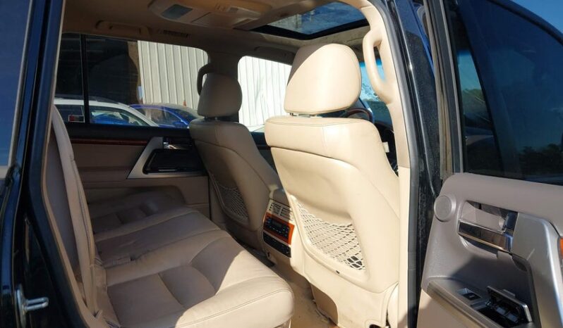 
								2013 Toyota Land cruiser full									