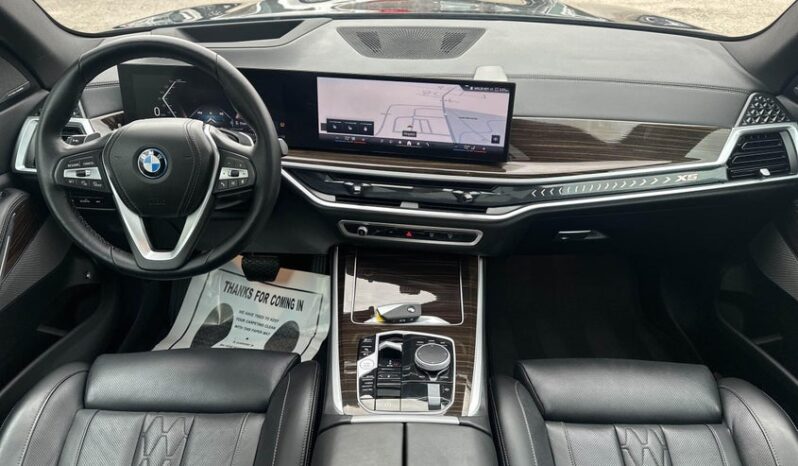 
								2025 BMW X5 full									