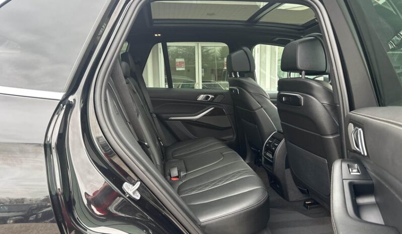 
								2025 BMW X5 full									
