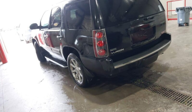 
								2012 Gmc Yukon full									