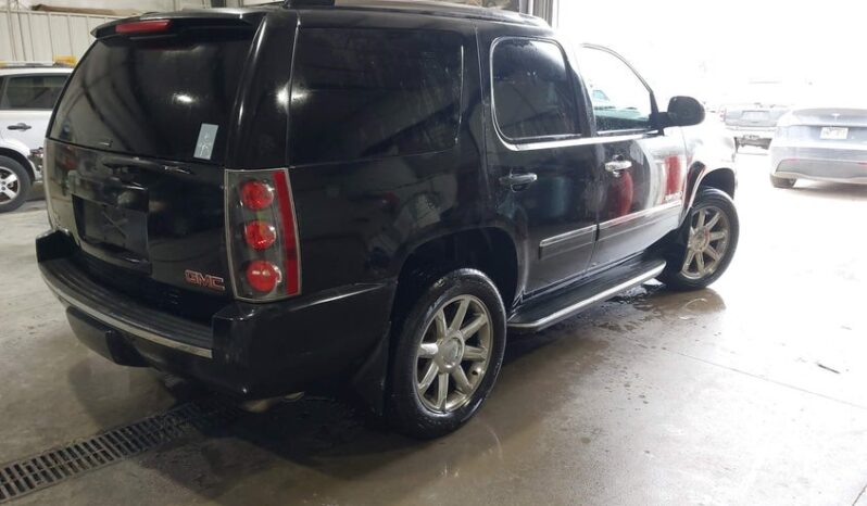 
								2012 Gmc Yukon full									