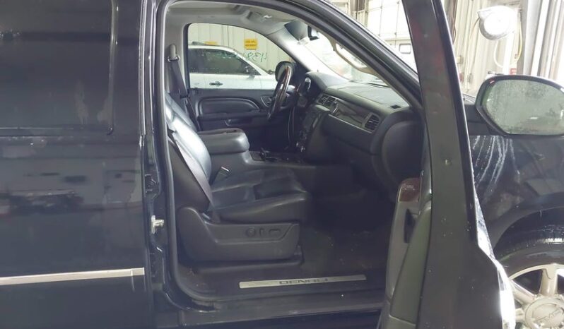 
								2012 Gmc Yukon full									