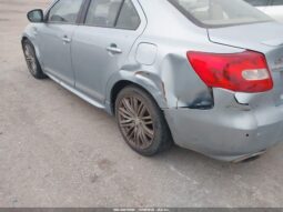 
										2012 Suzuki Kizashi full									