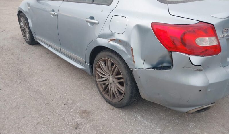 
								2012 Suzuki Kizashi full									
