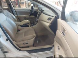 
										2011 Suzuki Kizashi full									