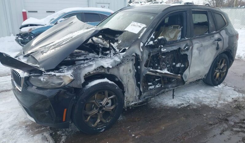 
								2022 BMW X3 full									