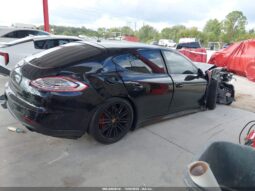 
										2015 Porsche Panamera full									