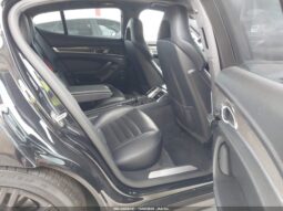 
										2015 Porsche Panamera full									