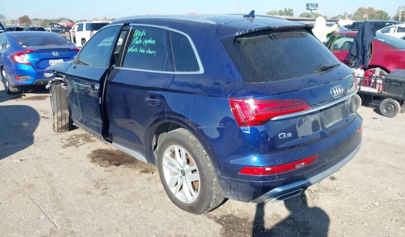 
								2022 Audi Q5 full									