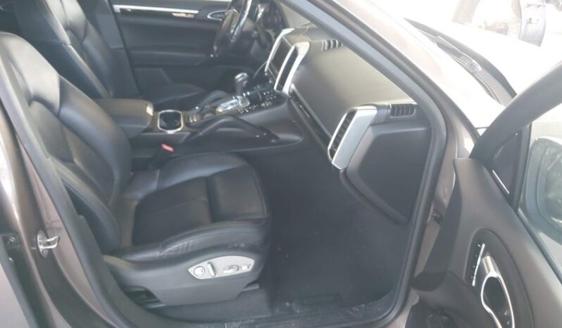 
								2014 Porsche Cayenne full									