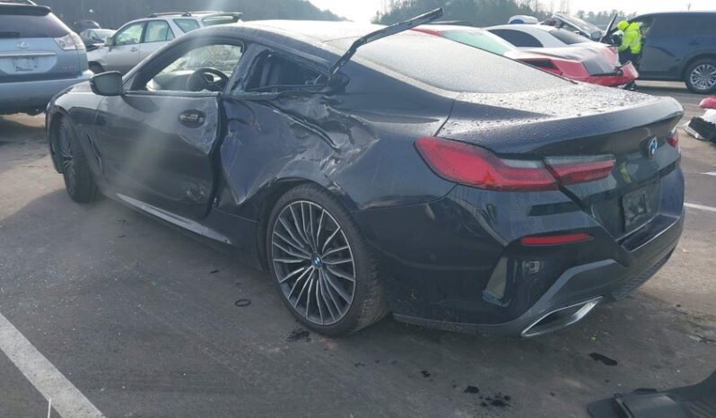 
								2020 BMW 8 series full									