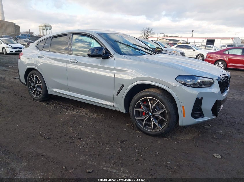 2025 BMW X4