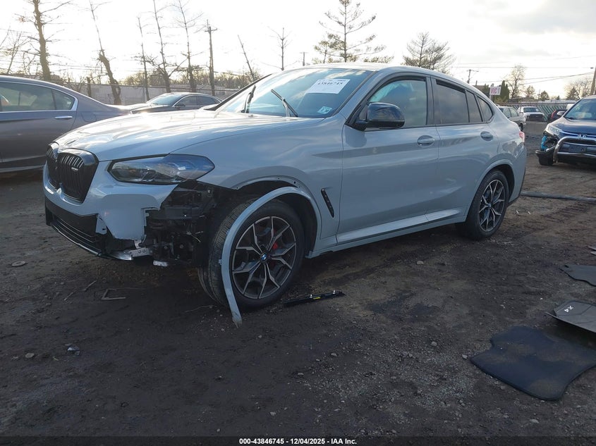 2025 BMW X4