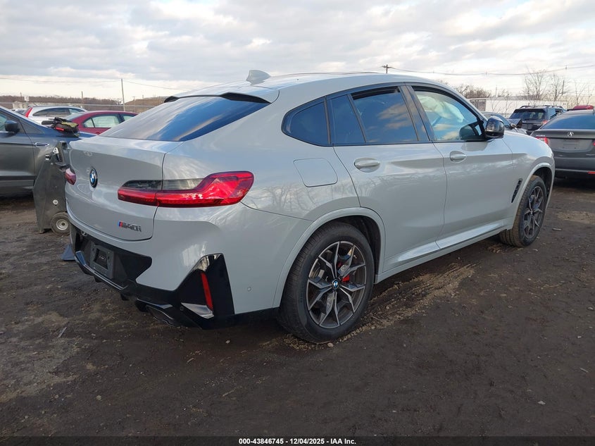 2025 BMW X4