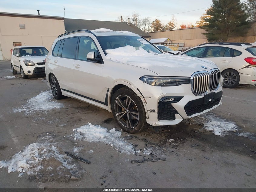 2022 BMW X7