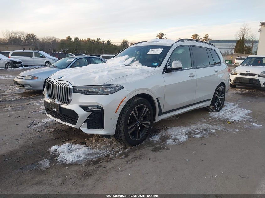 2022 BMW X7