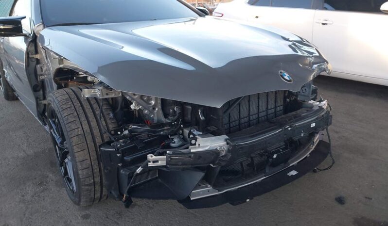
								2025 BMW M8 full									