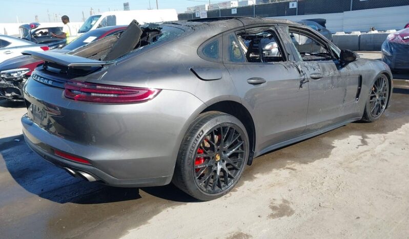 
								2018 Porsche Panamera full									
