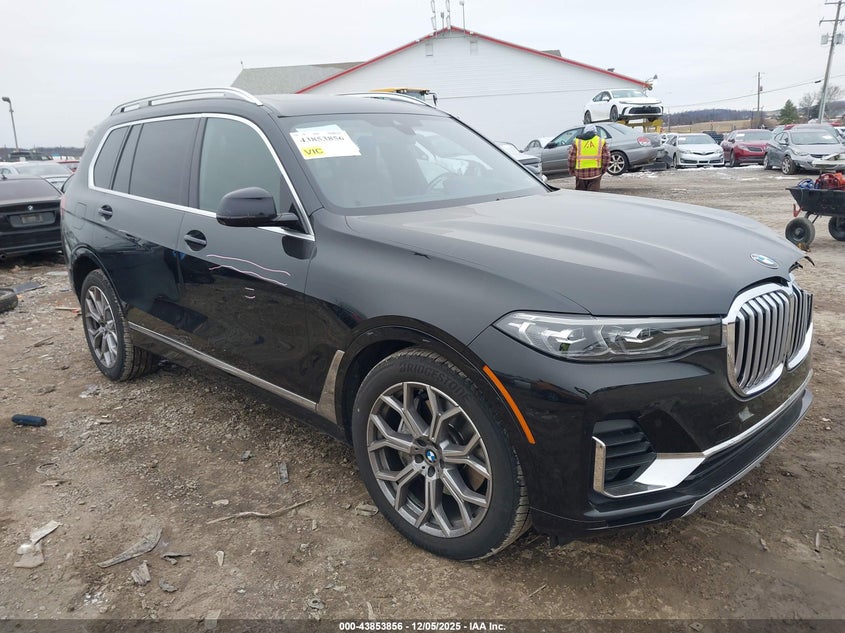 2021 BMW X7