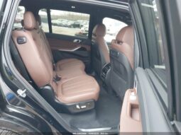 
										2021 BMW X7 full									