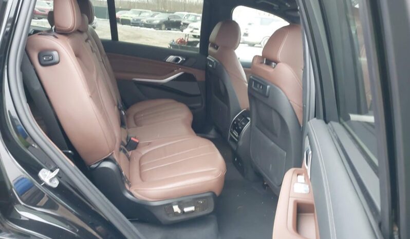 
								2021 BMW X7 full									