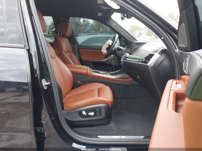 2024 BMW X7
