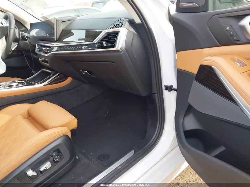 2024 BMW X7