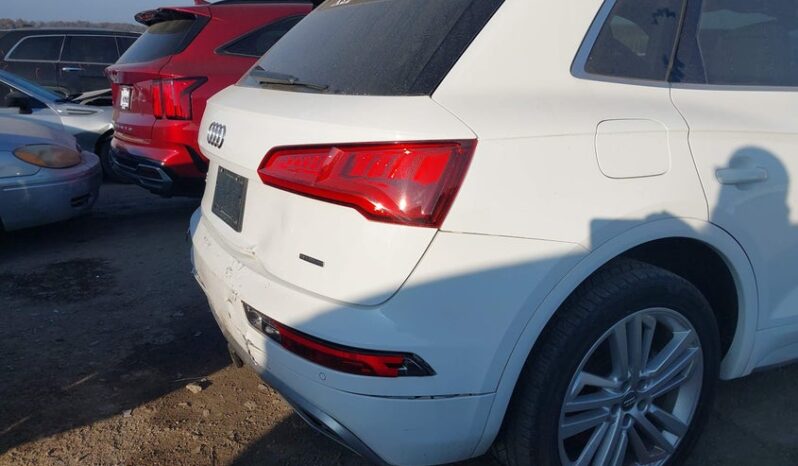 
								2019 Audi Q5 full									