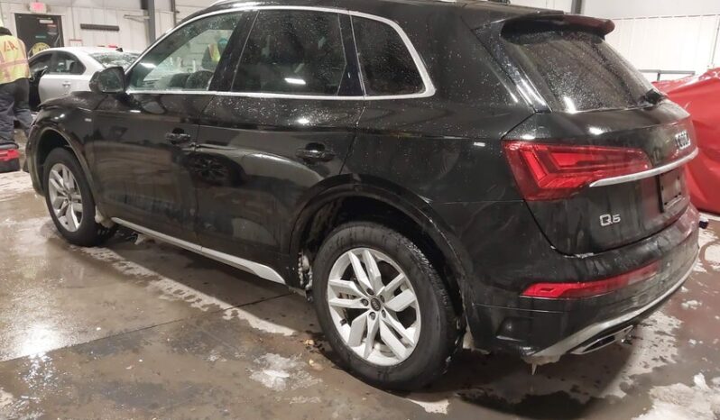 
								2022 Audi Q5 full									